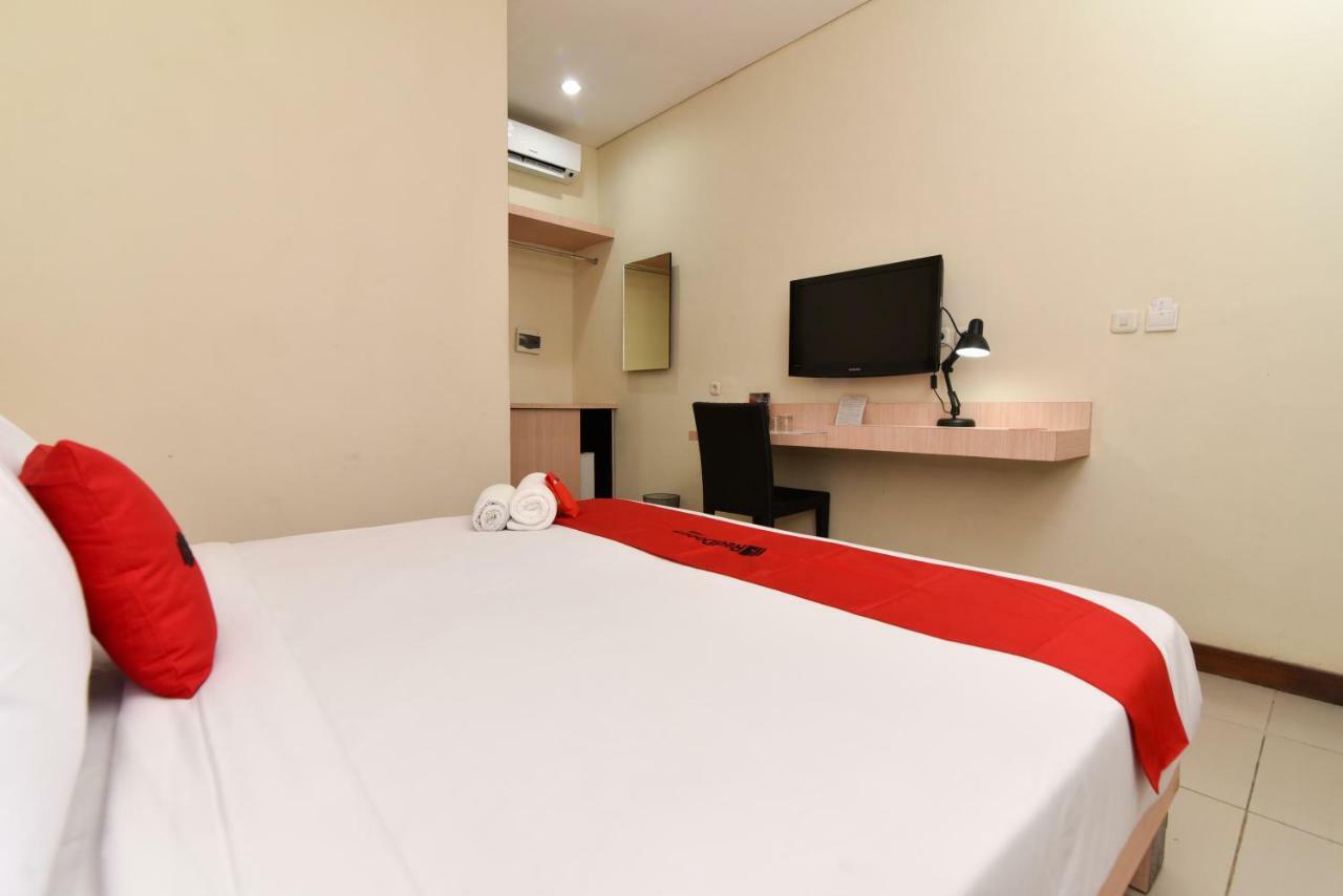 Hotel Reddoorz Near Legian Street